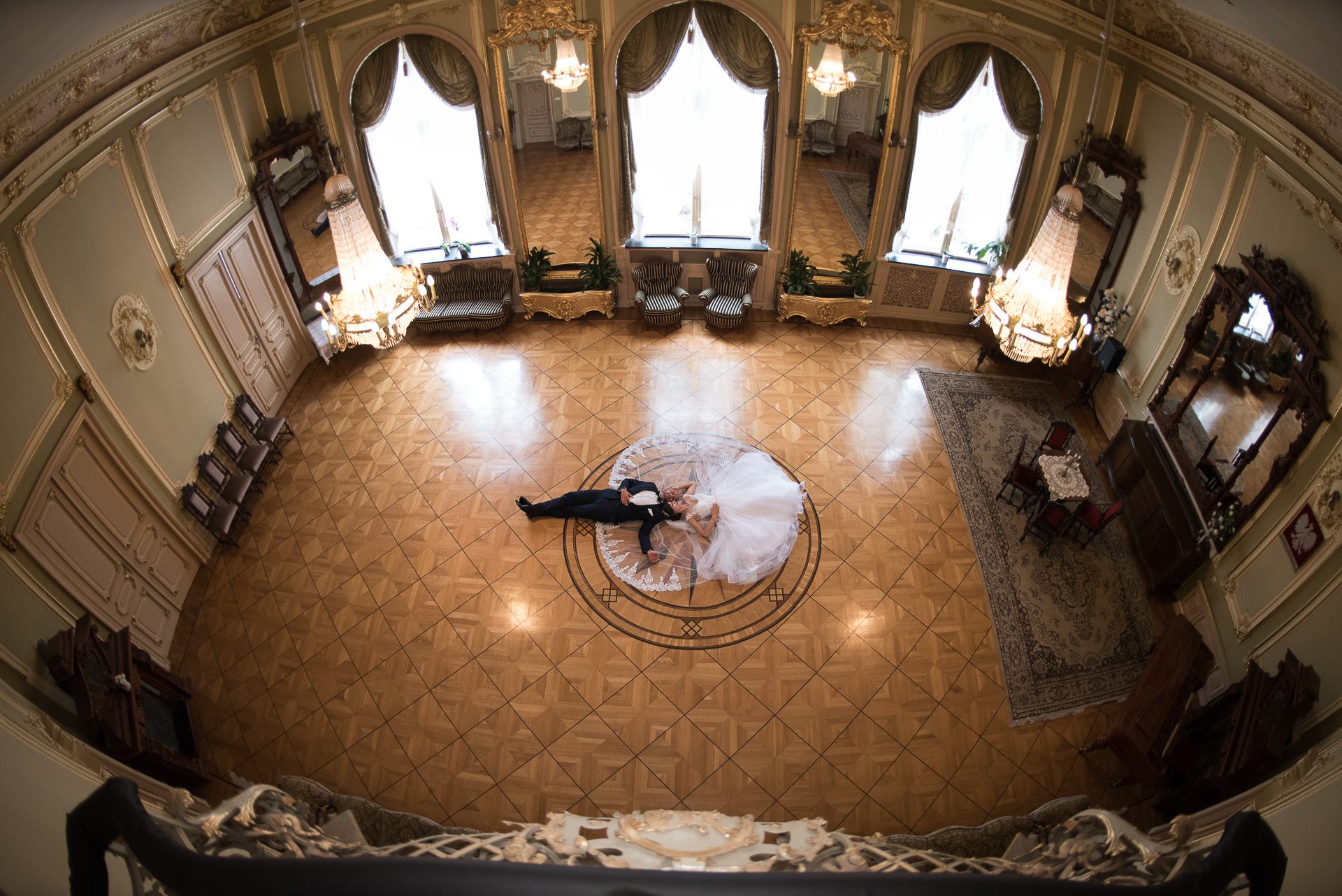 Pałac Ditla — plener ślubny – fotograf Częstochowa