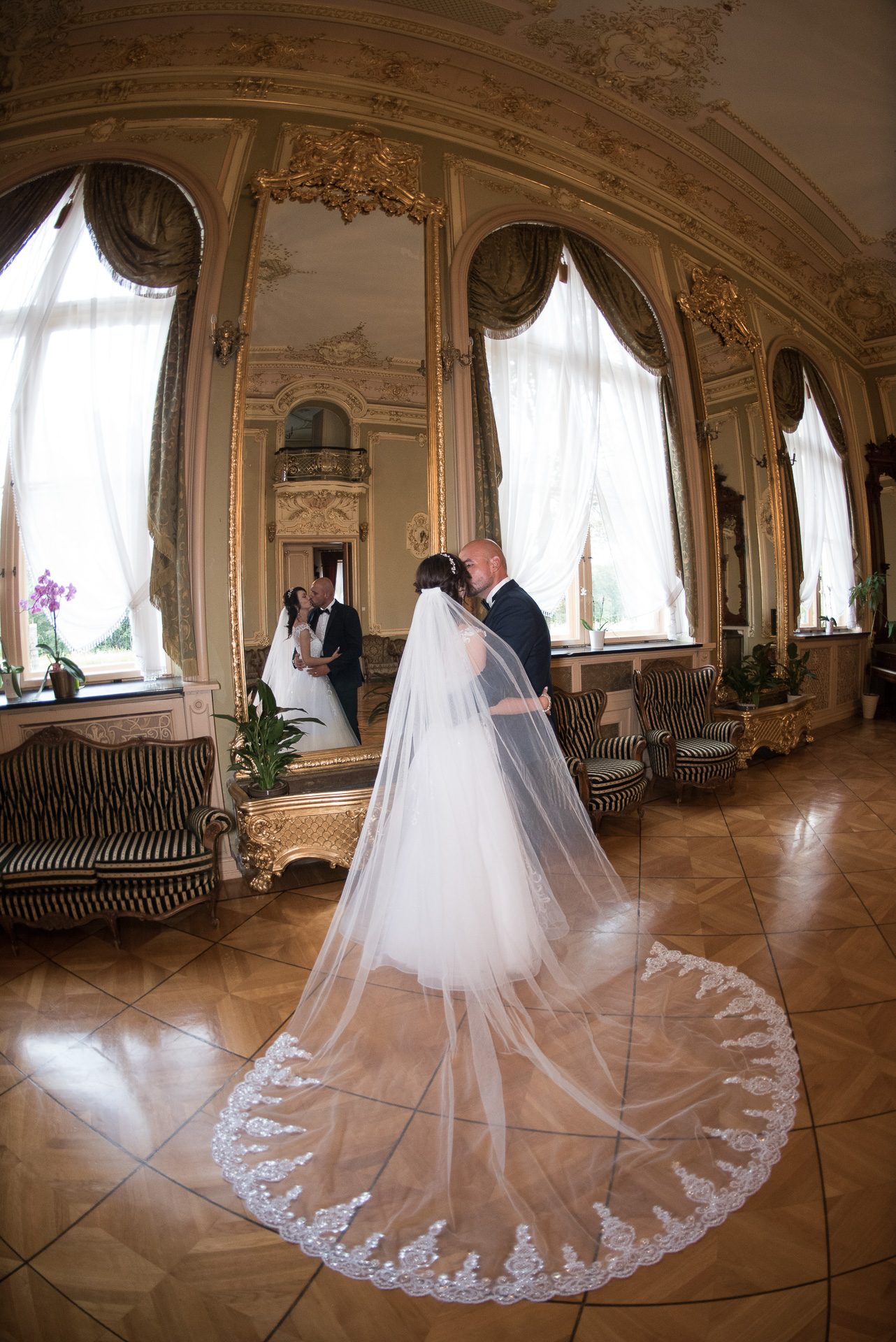 Pałac Ditla — plener ślubny – fotograf Częstochowa